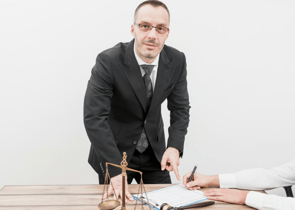Factors to Consider If You Are Looking to Hire an Injury Lawyer