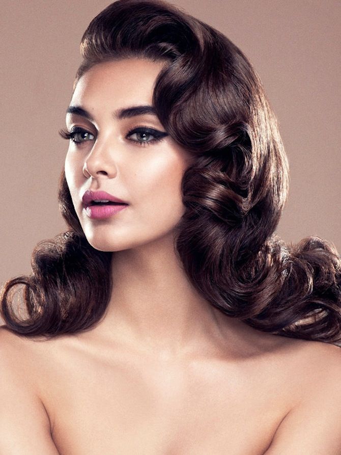 Top Retro Bollywood hair Styles that Never Get Old