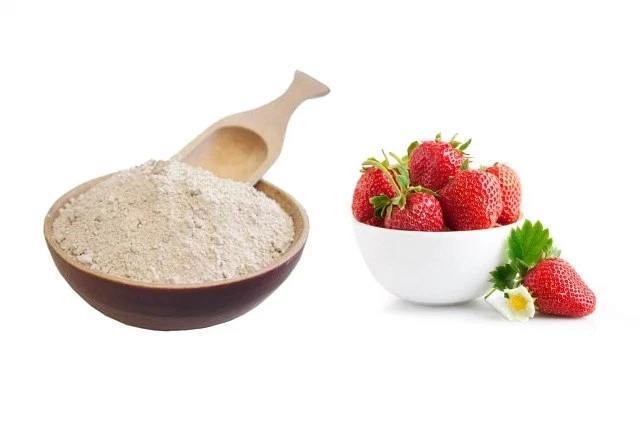 Strawberries And Corn Flour