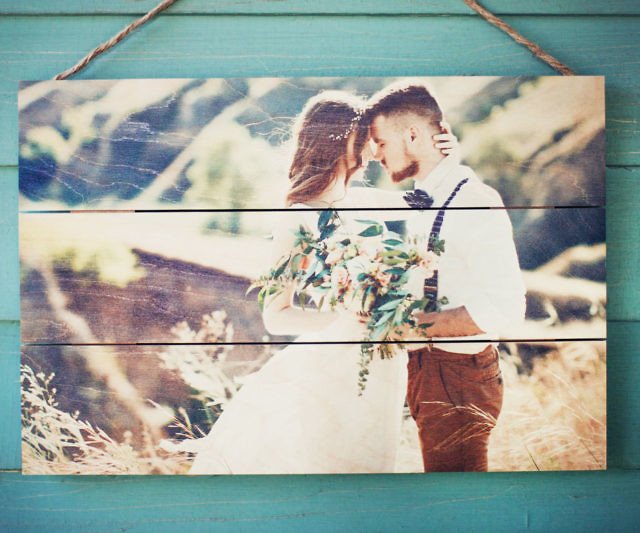 Wooden Photo Pallet