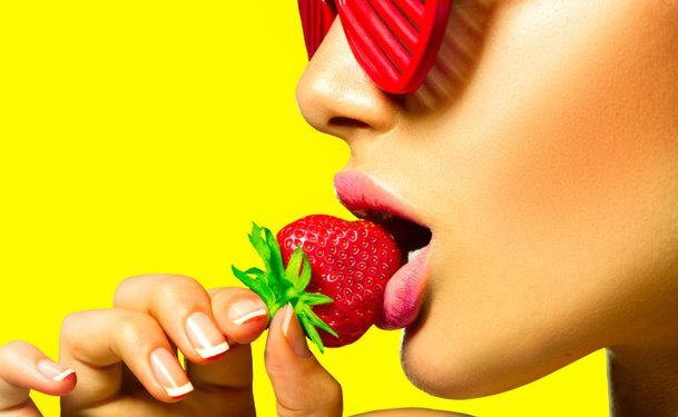 How To Use Strawberry Juice For Skin