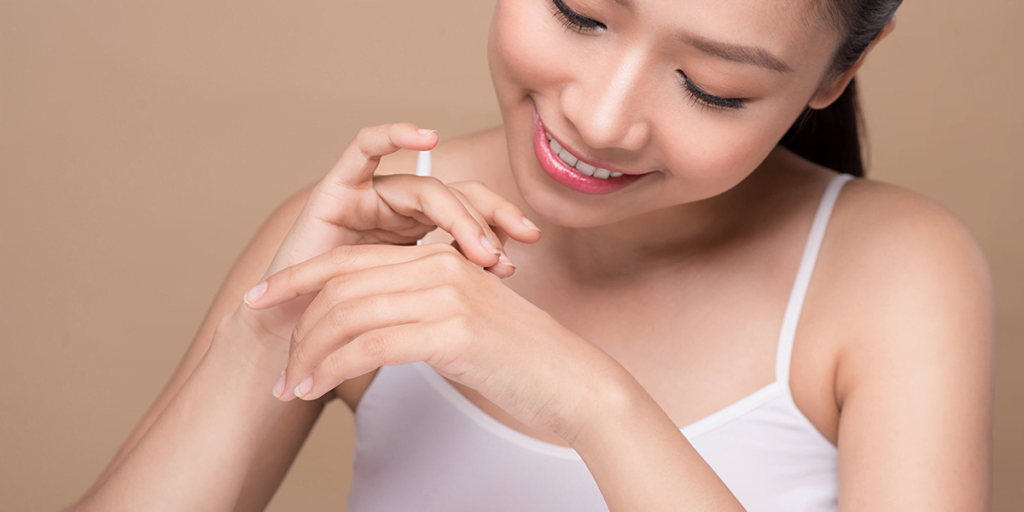 Heals Damaged Skin Cells