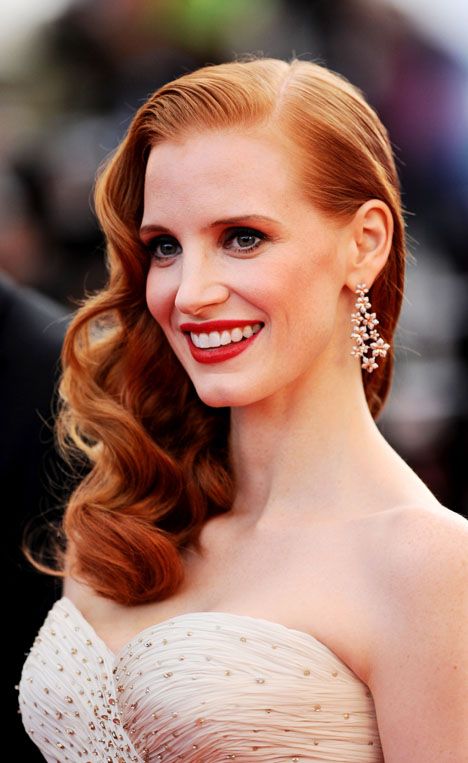 hairstyle for gown