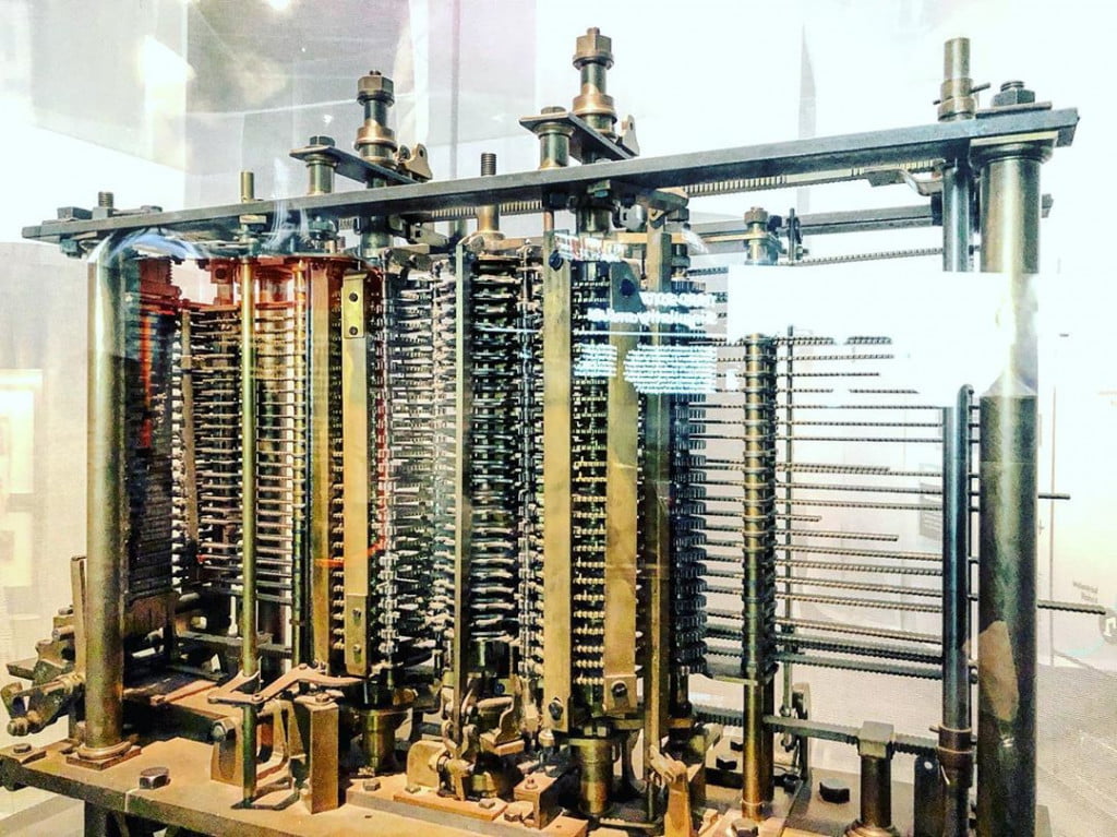 Who First Invented The Electronic Digital Computer And When