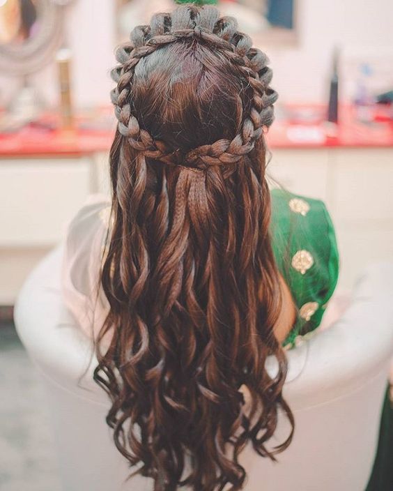 wedding day, elegant hairstyle, baby breaths, regal look, open tresses, totally loving, indian bridal hairstyle, elegant hairstyle, marathi bridal hairstyles