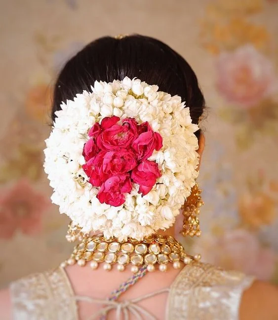 Maharashtrian Bridal Hairstyles bun hairstyle, bridal jewellery, open hair, long hair, wedding outfit, beautiful hair accessory, hair accessories, traditional hairstyle, marathi bride, baby breaths