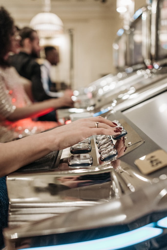 Online Casino Gadgets to Help You Win More Games