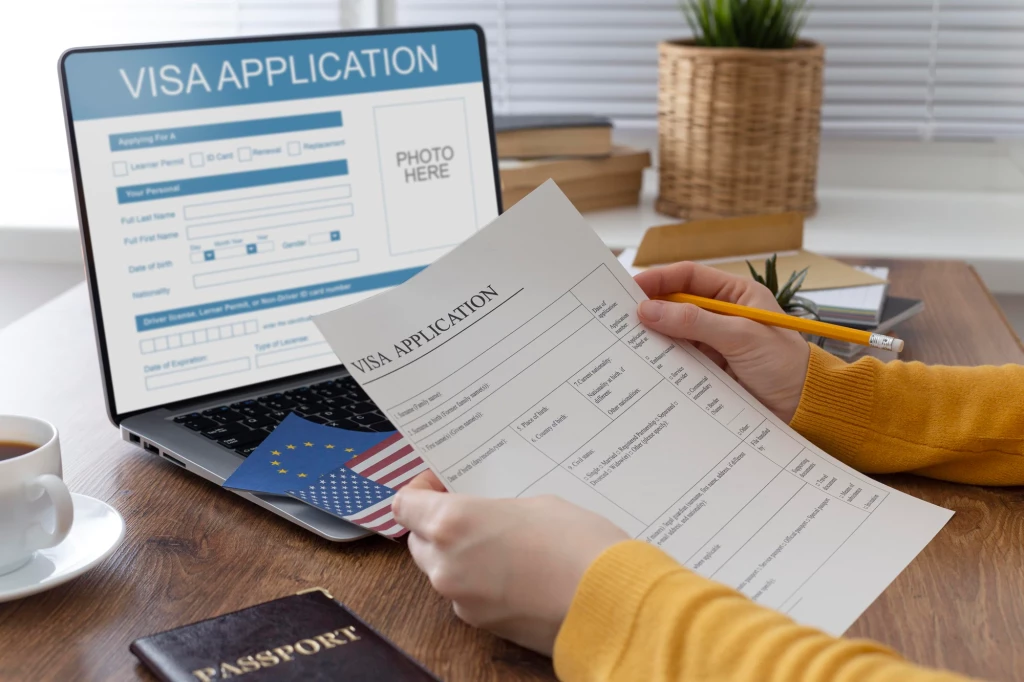 How to Apply For a U.S. Visa