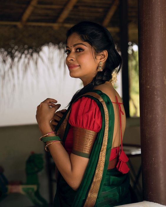 Puff Short Sleeves Blouse for Silk Saree