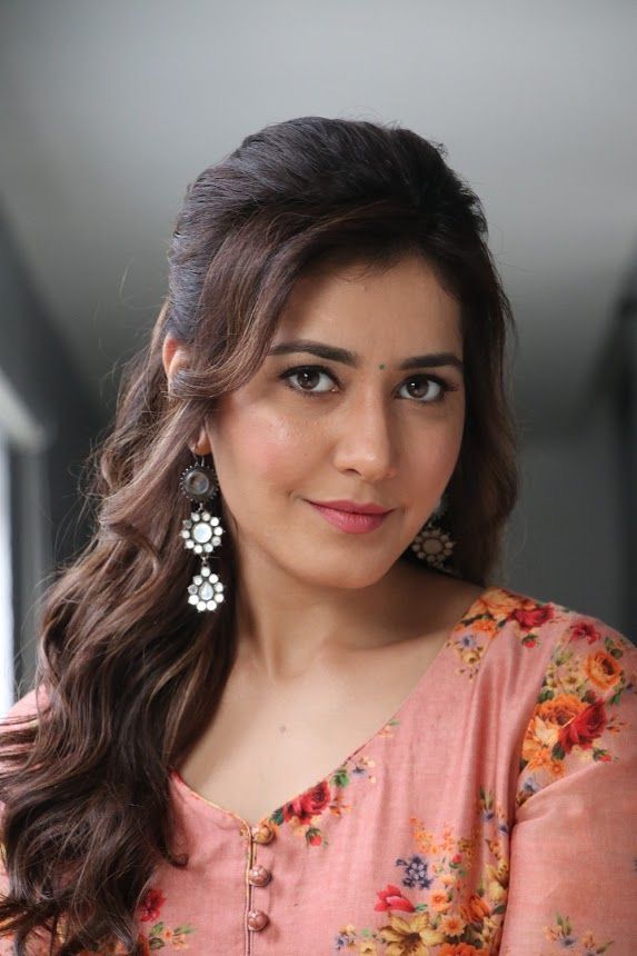 The Half-Up Bouffant with Soft Face-Framing Layers Puff Hairstyle For Saree