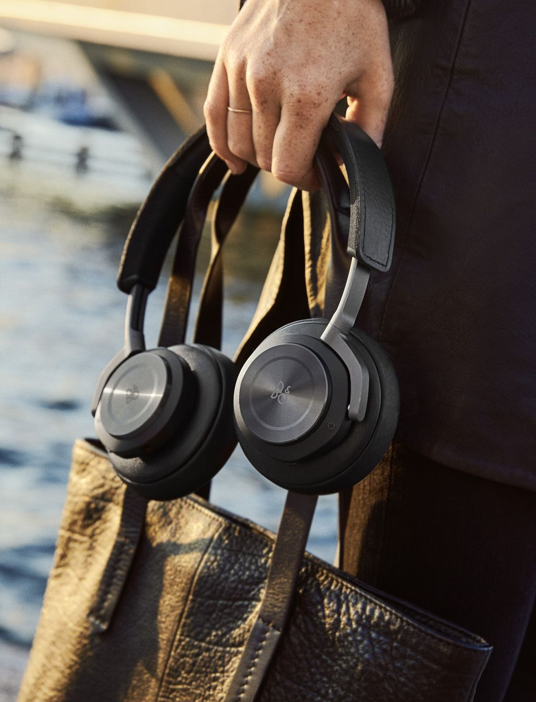 Noise-Canceling Wireless Headphones